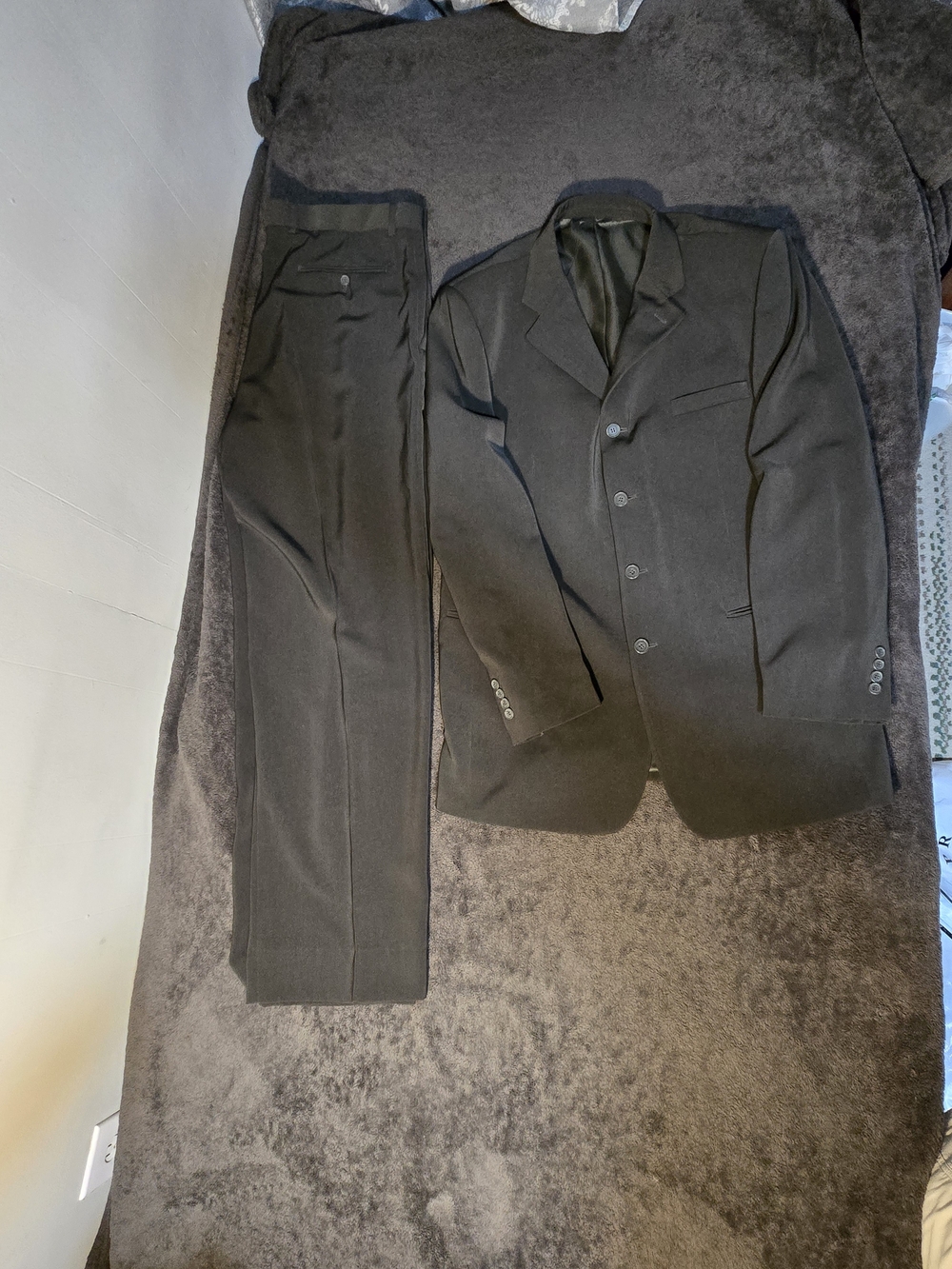 Davizzo Men's Suit Jacket & Trousers